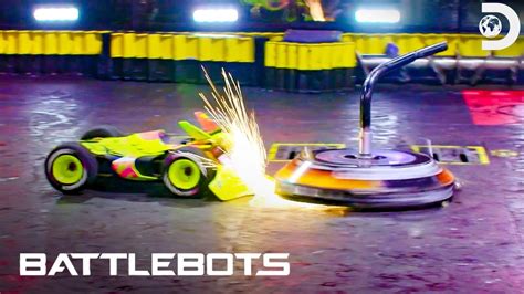 Hardest Blows In Battlebots History Hypershock Vs Gigabyte