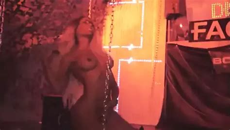 Free Shemale On Stage Porn Videos XHamster