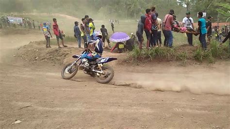 Grasstrack Di Pasirreungit Kelas Klx Youtube