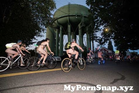 Aekw W Gzegth Qrst Oor Ji From The World Naked Bike Ride