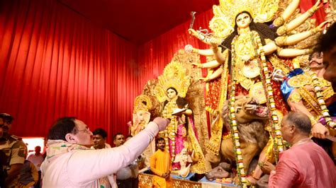 West Bengal Jp Nadda Visits Kolkata S Durga Puja Prays For End Of