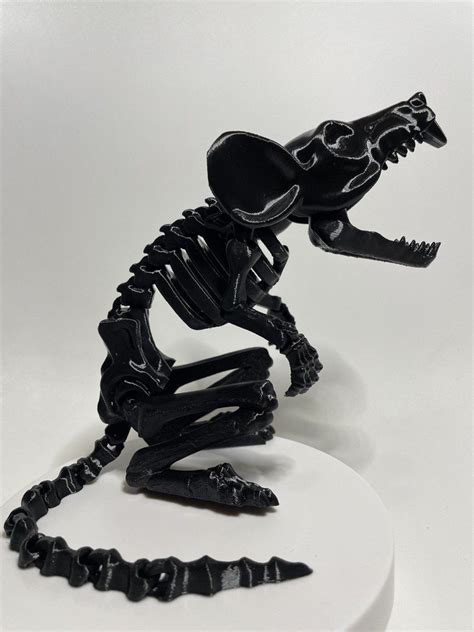 Фигурка подвижная "Скелет крысы" 35 см черная - купить с доставкой по ...