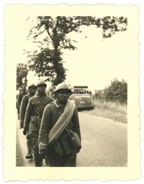 Orig Foto Kolonne Franz Kolonial Gefangene In Frankreich Eur