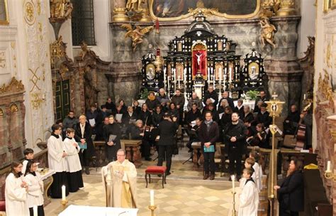 Christk Nigsfest In Neuburger Hofkirche Kirchench Ren Von Heilig Geist