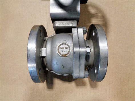 Flow Tek Cf M Pc Full Port Ball Valve W Hytork Actuator