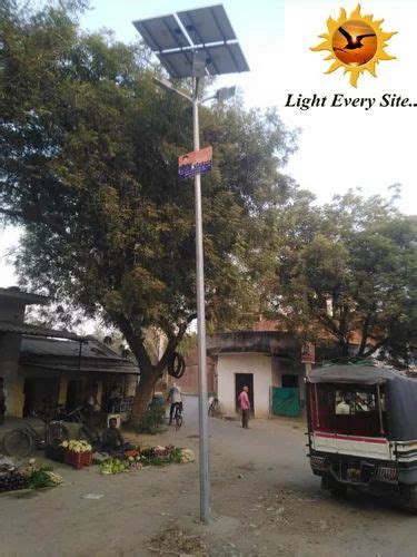 Steel Dual Arm Solar High Mast Lighting Pole For Outdoor 9m At