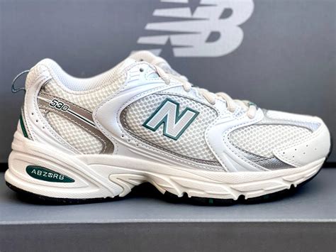 New Balance Women Sea Salt With White And Marsh Green Shoes Mr Sx