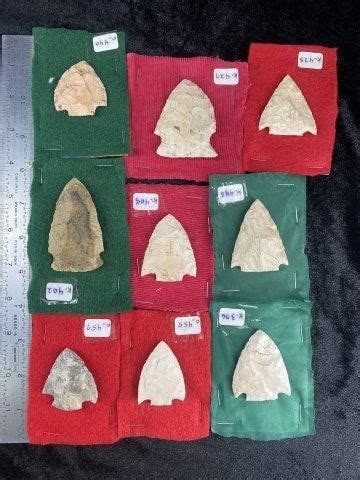 9 Arrowheads Auction