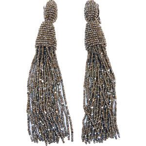 Oscar De La Renta Short Tassel Earrings UFO No More