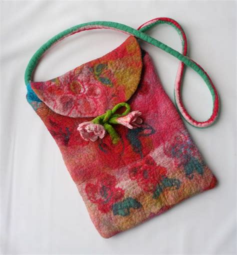 Felt Bag Purse - Pinks Oranges Flowers | Keçe çanta, Çanta, Çantalar