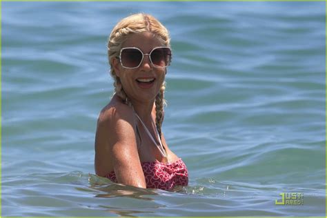 Photo Tori Spelling Bikini Photo Just Jared