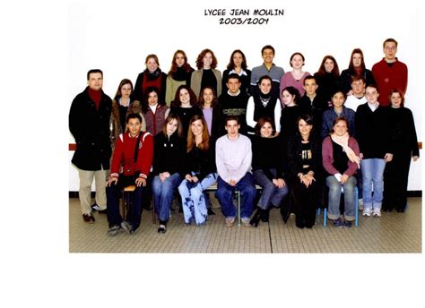 Photo De Classe Terminale Es De Lyc E Jean Moulin Copains D Avant