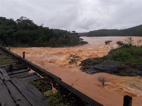 Nível do rio Doce está perto do tabuleiro da Ponte Queimada Portal