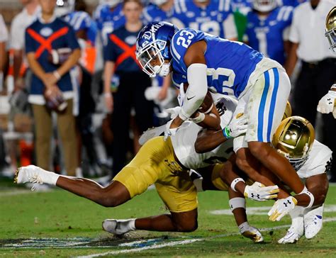 Notre Dame Survives Duke Upset Bid Qb Riley Leonard Injured Durham