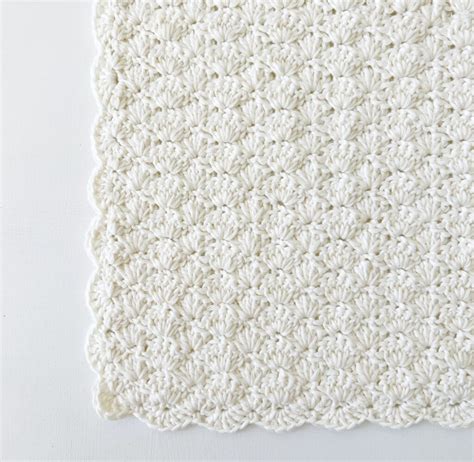 Crochet Classic Shell Stitch Baby Blanket - Daisy Farm Crafts