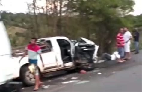 Grave Acidente Envolvendo Duas Caminhonetes Deixa Feridos Na Br