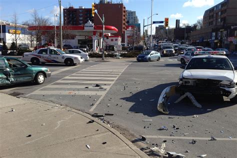 EXCLUSIVE Video Shows Toronto Police Car Running Red Light T Boning