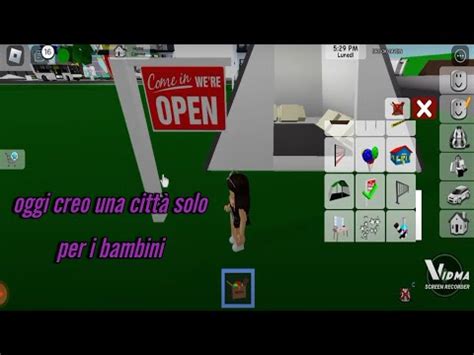 gioco a Brookhaven e creo una città solo per i bambini su roblox