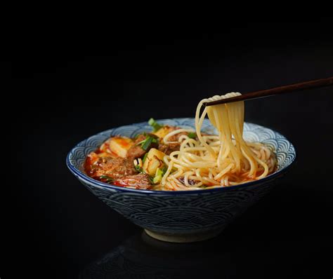 Noodle Bowl With Spicy Almond Sauce Recipe