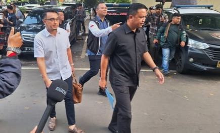 Aiman Witjaksono Penuhi Panggilan Polda Metro Jaya Saksi Kasus Dugaan