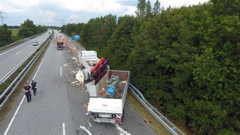 A Unfall Am Bordesholmer Dreieck Mit Zwei Verletzten Ndr De