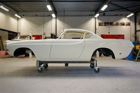 Volvo P1800 Jensen Restoration - Welcome to ClassiCarGarage