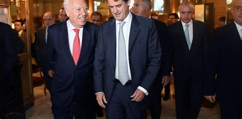 Para Prat Gay La Suba De Tarifas Es Una Medida De Equidad Con El Interior