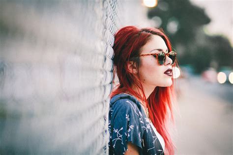 Wrong Side Of The Tracks - Le Happy : Le Happy