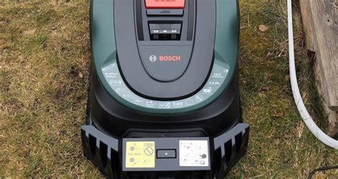 Meilleur Robot Tondeuse Bosch Comparatif Et Guide D Achat