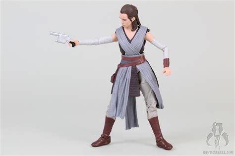 Review And Photo Gallery Star Wars The Black Series Tbs6 Rey Jedi Training And Luke Skywalker