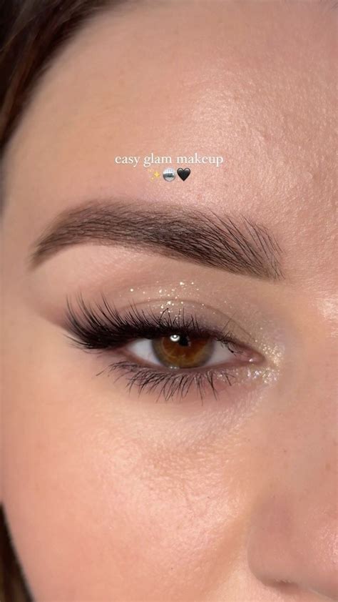 Pin By Mariam Ashortia On Makeup In Prom Eye Makeup Sparkly