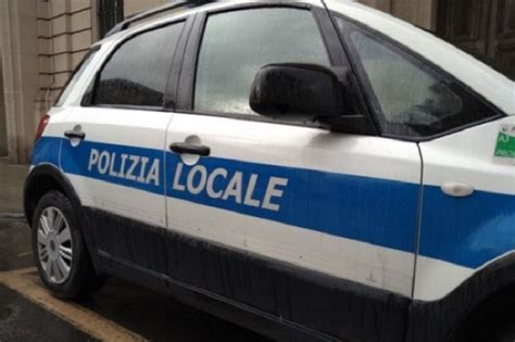 Per Scappare Dopo Un Incidente Ne Provoca Un Altro E Fugge Di Nuovo