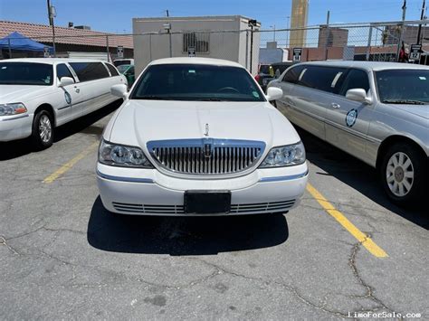 Lincoln Town Car 2022 Sedan