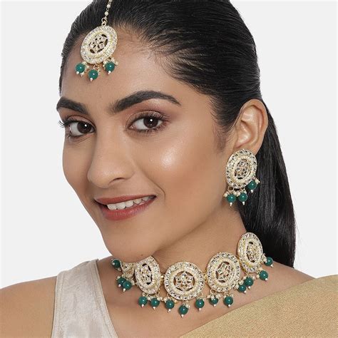 Buy Zaveri Pearls Gold Tone Kundan And Green Beads Wedding Collection Choker Necklace Set