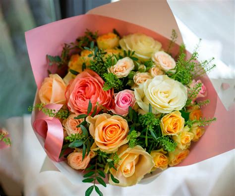 KIRTI Flowers
