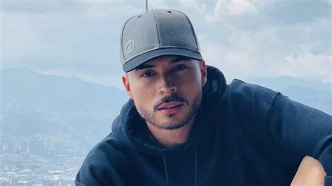 Reykon Estrena Latina Y Graba Con Netflix El Nuevo Herald