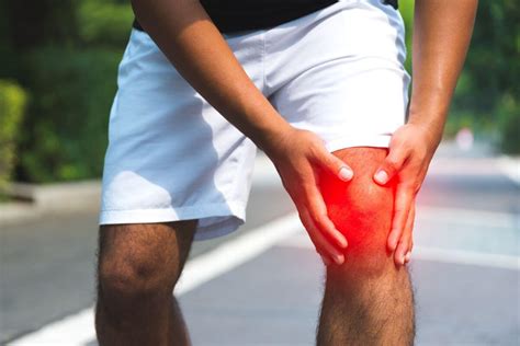 Knee Sprains Symptoms And Treatment Kanjo