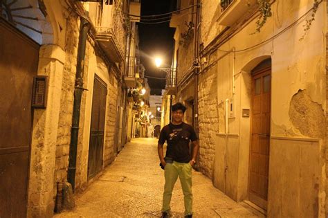 Vecchia Bari, Puglia, Italy - DocDivaTraveller