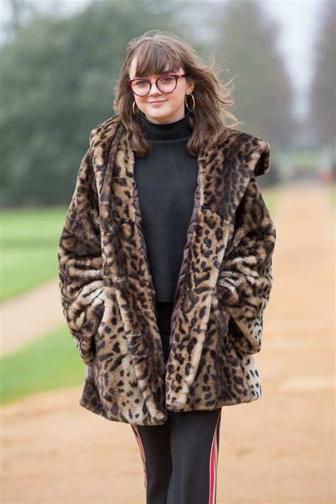 Maisie Williams At St Johns College In Cambridge 11272018 Hawtcelebs