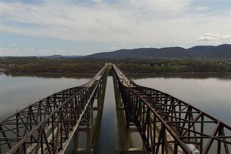 Newburgh-Beacon Bridge re-decking project finishes early