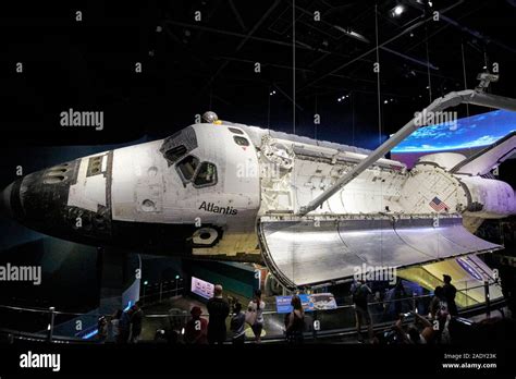 Space Shuttle Door Hi Res Stock Photography And Images Alamy