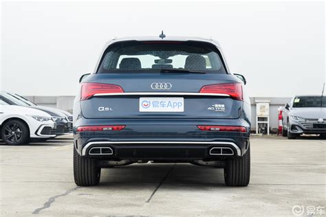 奥迪Q5L改款 40 TFSI 豪华动感型正后水平图片 汽车图片大全 易车