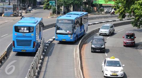 Transjakarta Uji Coba Sistem Tap In Dan Tap Out Besok