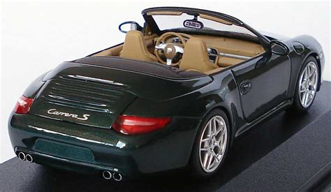 Porsche Carrera S Cabrio Modell Racinggreen Met