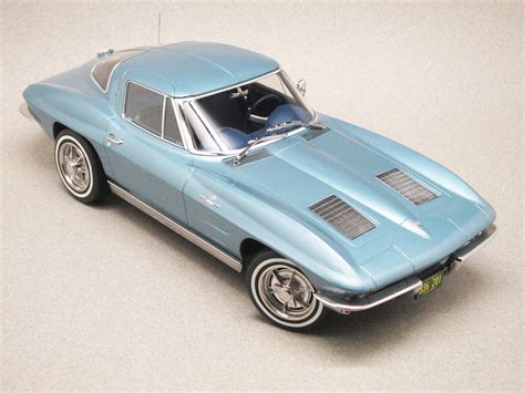 Chevrolet Corvette 1963 blue (Norev) 1:18 - Minicarweb