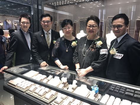 Lukfook Jewellery Makes First Foray Into Malaysia With The Opening Of