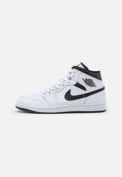 Jordan AIR JORDAN 1 MID - High-top trainers - white/black/white ...