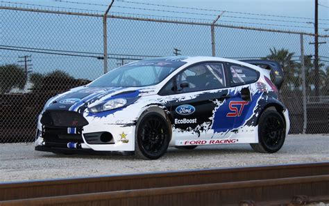 Chicago 2013: Ford Reveals Fiesta ST-Based Rally Car