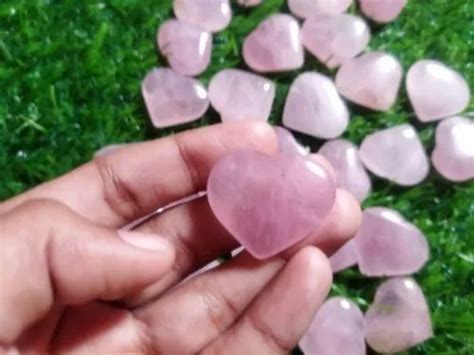 Pink Natural Aaa Quality Rose Quartz Puffy Heart For Jewelry At Rs