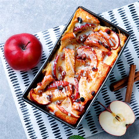 Milk Raisin Bread Pudding With Spiced Apples